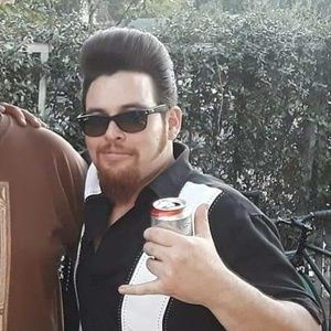 Meet your Posher, Eric